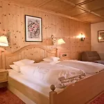 Bellevue 4* 莱赫阿尔贝格