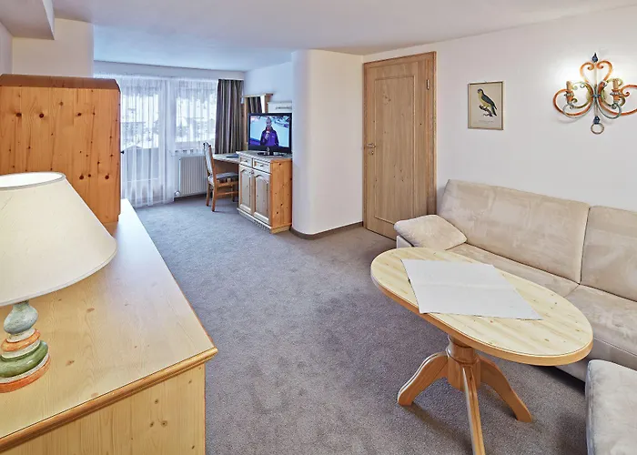 & Bellevue Hotel Lech am Arlberg